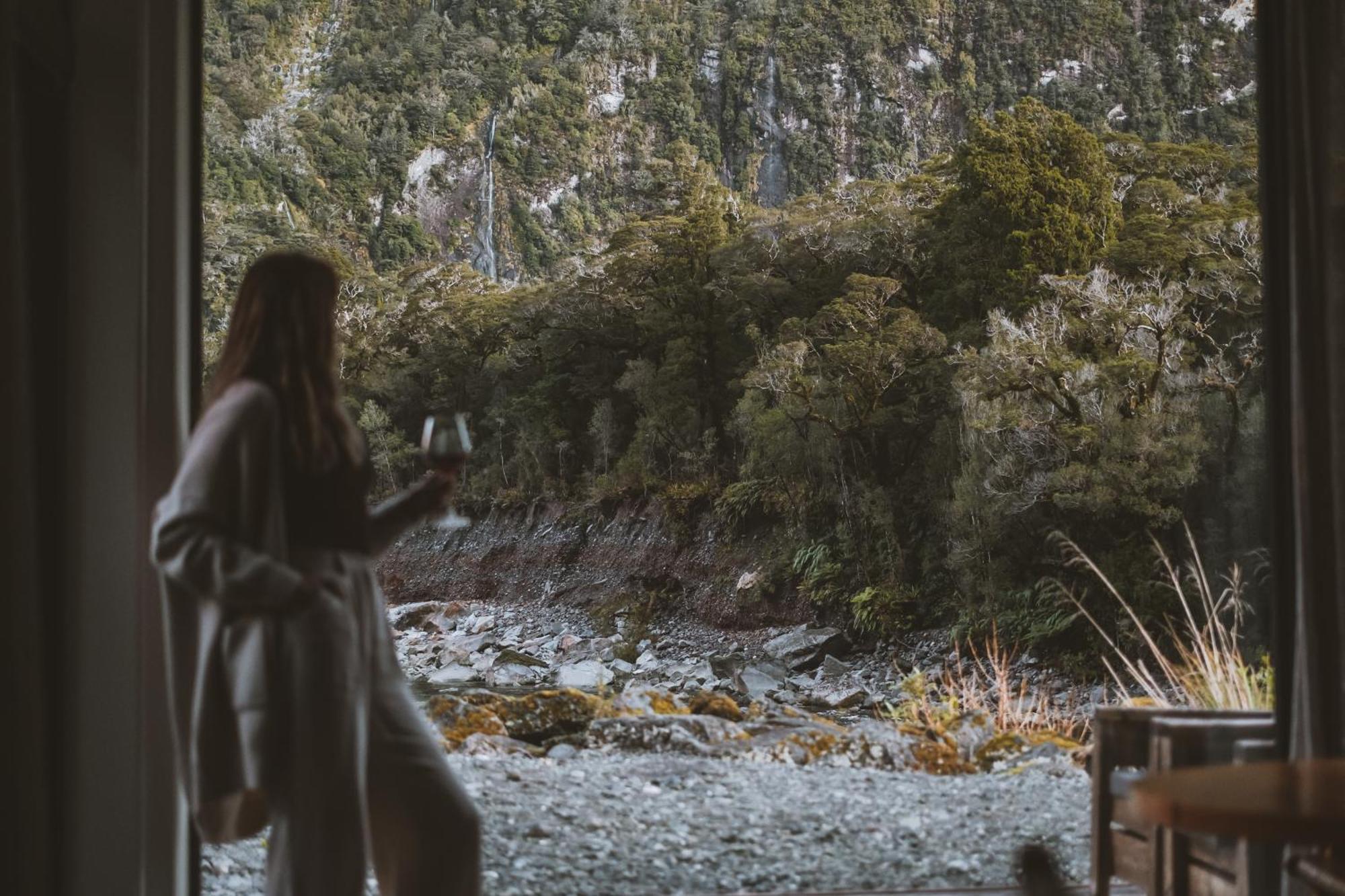Milford Sound Lodge Exterior foto